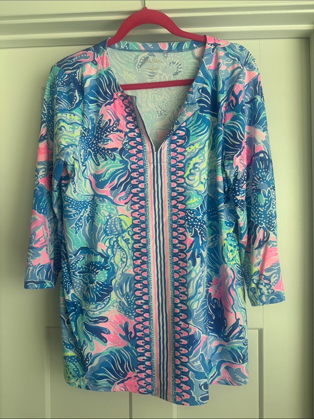 Lilly Pulitzer Pink & Blue Printed Women’s Top in Chilly Lilly Material